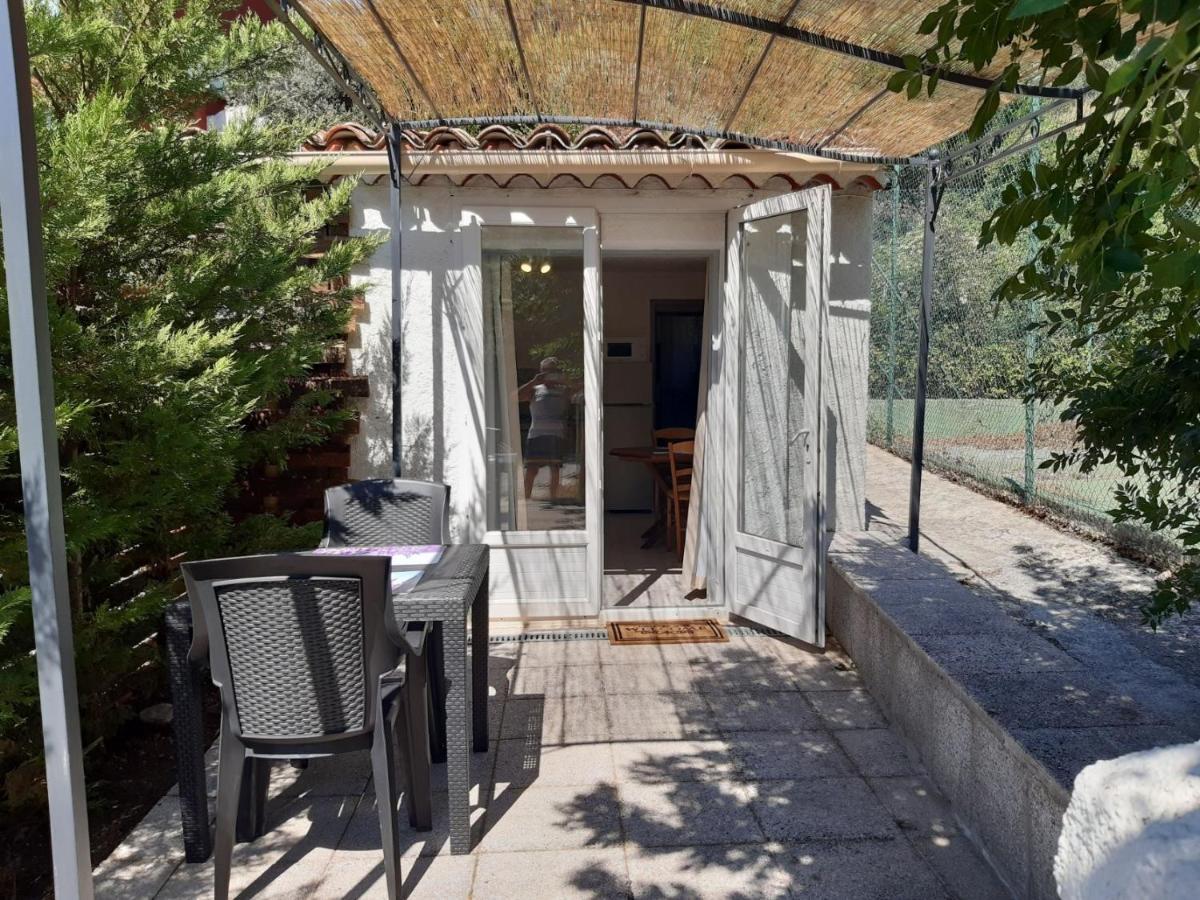 La Ferme De Manon Διαμέρισμα Montferrat  Εξωτερικό φωτογραφία