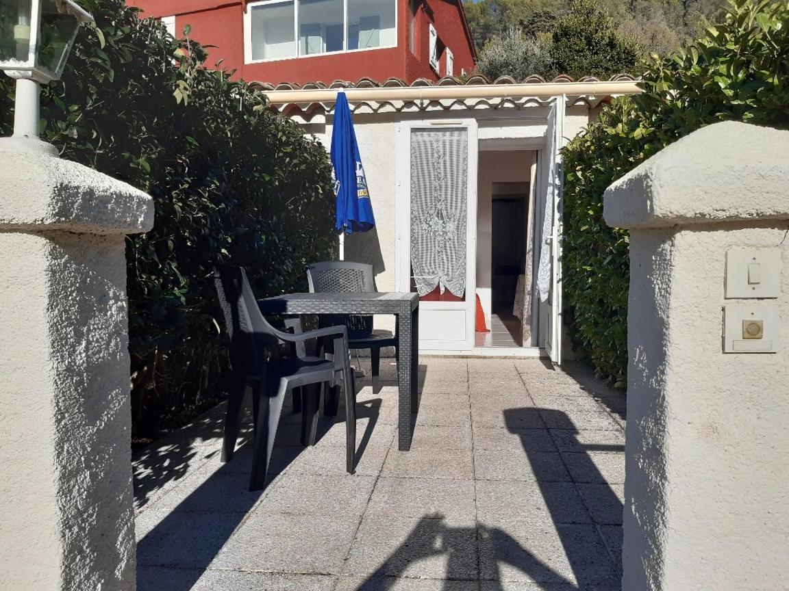 La Ferme De Manon Διαμέρισμα Montferrat  Εξωτερικό φωτογραφία